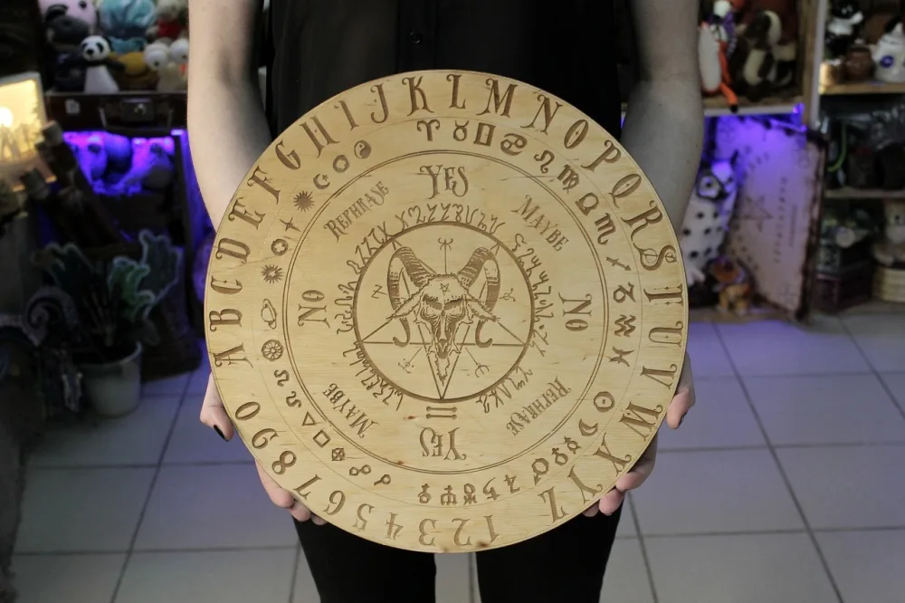 Tavola della Strega Bafometto rotonda