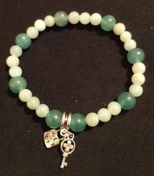 Jade and Aventurine Bracelet for Developing Feminine Energy with Key and Lock Charm